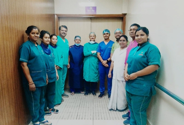 डॉ. भीमराव अम्बेडकर स्मृति चिकित्सालय के डाॅक्टराें की टीम