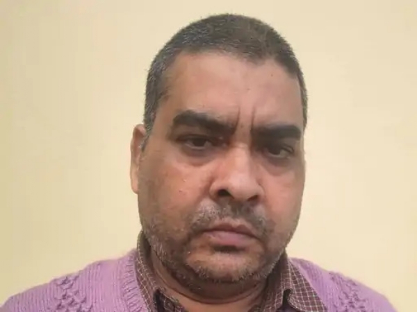 आरोपी  इकरम