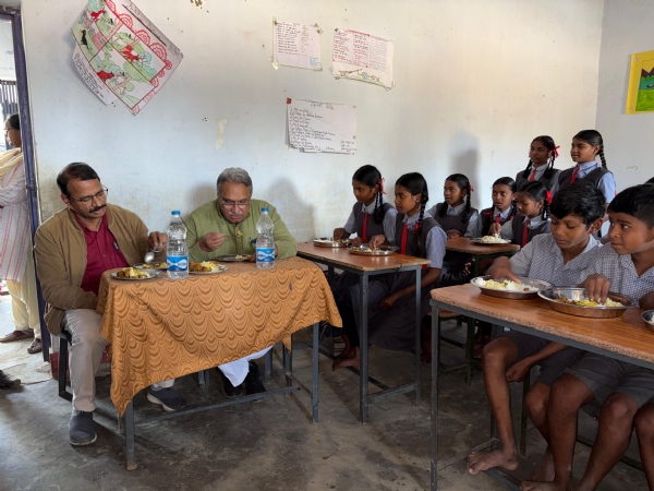 राज्य खाद्य आयोग अध्यक्ष संदीप शर्मा ने कोरबा में जनकल्याणकारी योजनाओं की समीक्षा, अनियमितताओं पर कार्रवाई के निर्देश