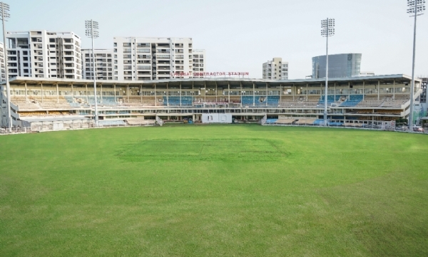 सूरत लालभाई कॉन्ट्रैक्टर स्टेडियम