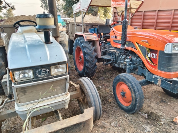 वाहन जब्त वाहन जब्त