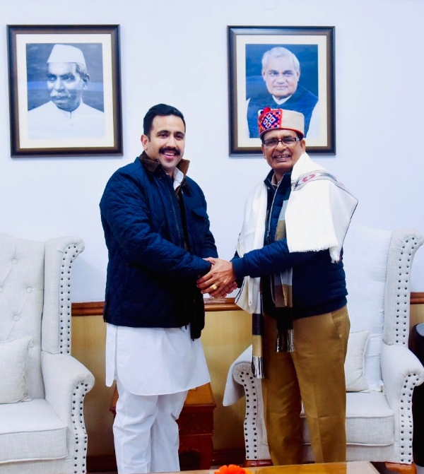 विक्रमादित्य सिंह की केंद्रीय मंत्री शिवराज चौहान से मुलाकात विक्रमादित्य सिंह की केंद्रीय मंत्री शिवराज चौहान से मुलाकात