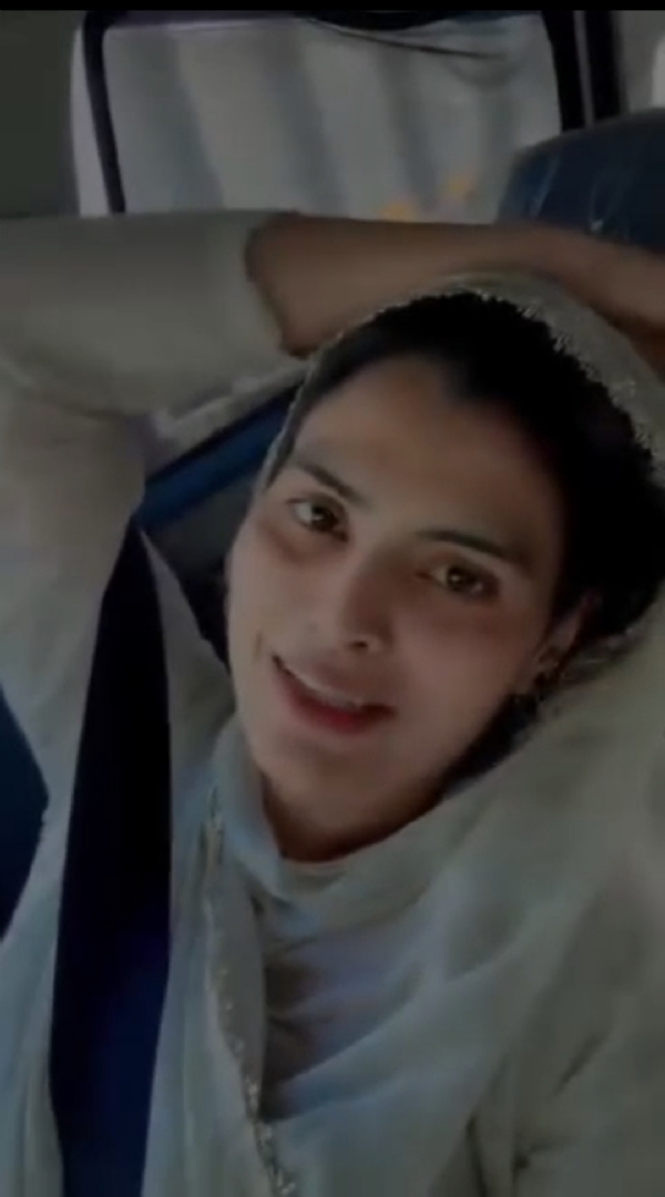 मेवाती सोशल मीडिया इनफ्लुएंसर हंसी गिरफ्तार। मेवाती सोशल मीडिया इनफ्लुएंसर हंसी गिरफ्तार।