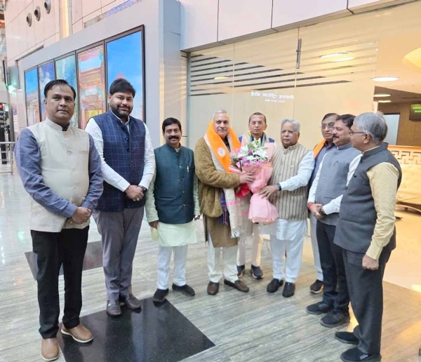 भाजपा राष्ट्रीय उपाध्यक्ष सौदान सिंह का भाजपा पदाधिकारियों द्वारा स्वागत करते हुए भाजपा राष्ट्रीय उपाध्यक्ष सौदान सिंह का भाजपा पदाधिकारियों द्वारा स्वागत करते हुए