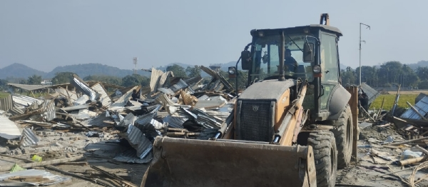 मालिगांव रेल विभाग का अतिक्रमण हटाओ अभियान