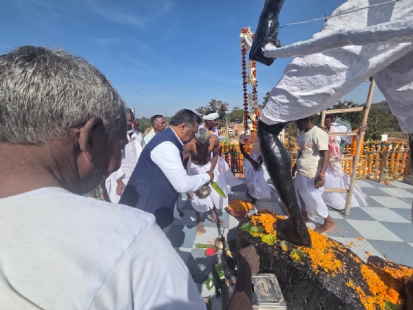 आदिवासियों की  क्रांति का प्रतीक है डोम्बारी बुरू : नीलकंठ सिंह मुंडा