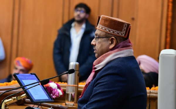 दिल्ली विधानसभा अध्यक्ष विजेंद्र गुप्ता शीतकालीन सत्र के शुक्रवार को सदन चलाते हुए दिल्ली विधानसभा अध्यक्ष विजेंद्र गुप्ता शीतकालीन सत्र के शुक्रवार को सदन चलाते हुए