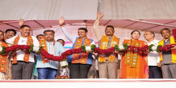 वसई-विरार बनेगा चौथी मुंबई: देवेंद्र फडणवीस