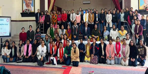 छात्राओं को बताया राष्ट्रीय सेवा योजना का महत्व