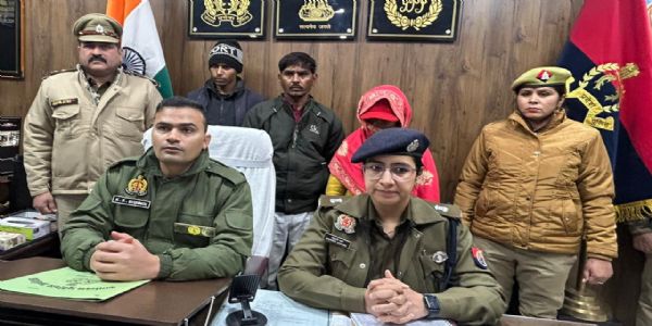 प्रेमी और भाई के साथ की थी पति की हत्या, पुलिस ने तीनों आरोपितों को किया गिरफ्तार