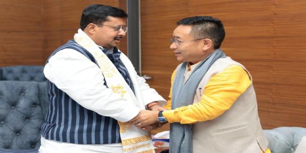 मुख्यमंत्री तमांग ने भाजपा के कार्यकारी अध्यक्ष नितिन नबीन से मुलाकात की