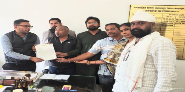 शहरवासियों को साफ पेयजल देने में नाकाम निगम सरकार, बीमारियाें की आशंका : राजेश चौधरी