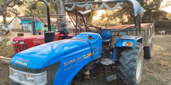 कोरिया: अवैध खनिज परिवहन पर नवपदस्थ जिला खनिज अधिकारी की सख्ती, आठ वाहन जब्‍त