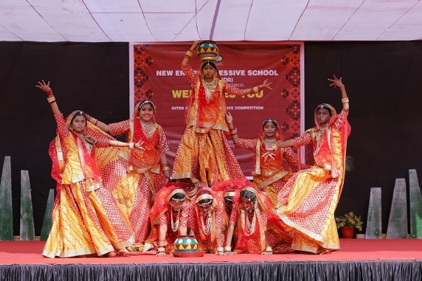 न्यू एरा प्रोग्रेसिव स्कूल में अंतर-विद्यालय समूह नृत्य प्रतियोगिता ‘स्पंदन’ का भव्य आयोजन