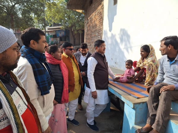 अस्पताल में गंदगी देख प्रभारी मंत्री ने जताई नाराजगी