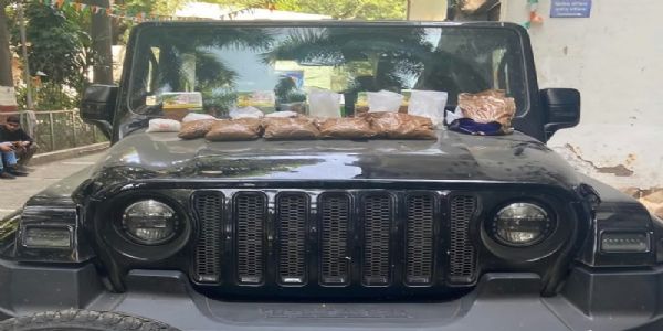 जब्त थार गाड़ी ड्रग के साथ जब्त थार गाड़ी ड्रग के साथ