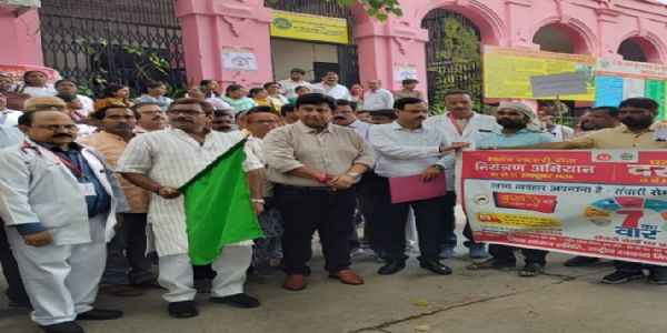 वाराणसी में डेंगू मलेरिया की रोकथाम के लिए किए जा रहे प्रयास सराहनीय : डॉ. नीलकंठ तिवारी