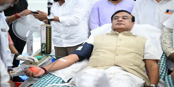 राष्ट्रीय स्वैच्छिक रक्तदान दिवस पर मुख्यमंत्री ने लोगों से रक्तदान की अपील की