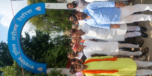 देवरिया में ईओ के अपहरण की कोशिश और मारपीट का आरोप, दोनों पक्षों पर मुकदमा दर्ज