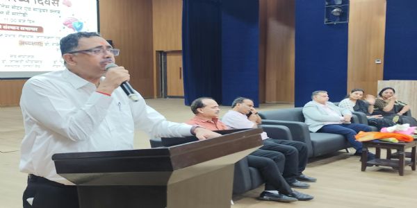 केम फेस्ट में कुलपति ने विद्यार्थियों को किया प्रेरित, बोले- प्रतिभा से पीयू का मान बढ़ाएं