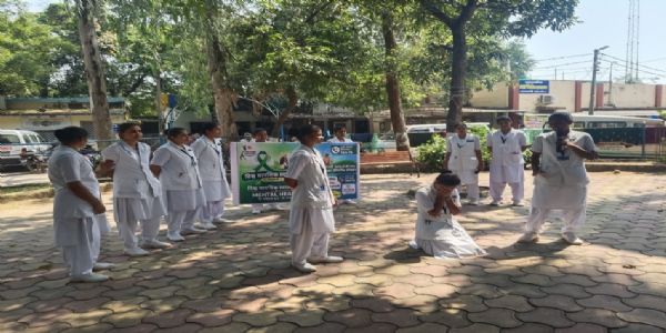 धमतरी जिला अस्पताल में मानसिक स्वास्थ्य शिविर , मरीजों की जांच और काउंसलिंग हुई