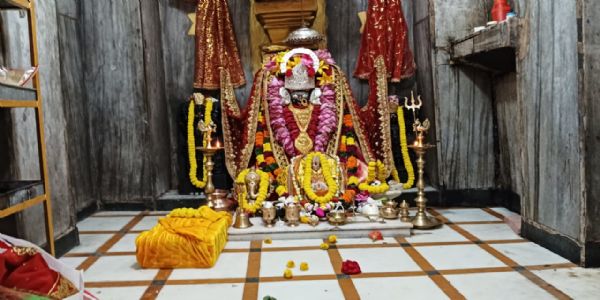 अनूपपुर : नवरात्रि में 9 दिनों तक एक ही स्वरूप में 24 घंटे दर्शन देगी मॉ नर्मदा, कपाट नहीं होगा बंद