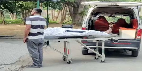 फरीदाबाद : होटल में लटका मिला युवती का शव, युवक फरार