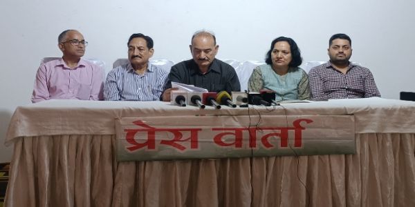 मतदाता सूची में कथित धांधली की निष्पक्ष हो जांच, लोकतंत्र की रक्षा के लिए सुरक्षित मताधिकार जरूरी : कौल सिंह