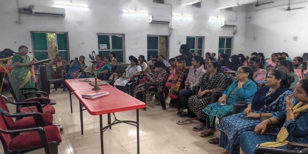 जयप्रकाश महिला महाविद्यालय में विश्व मानसिक दिवस पर जागरूकता कार्यक्रम आयोजित
