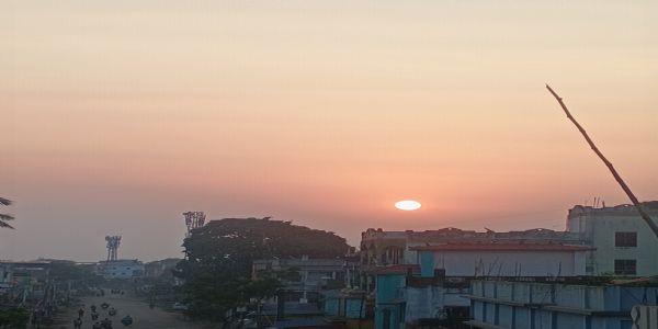 पश्चिम बंगाल में आज बादल छाए रहने और हल्की बारिश के आसार