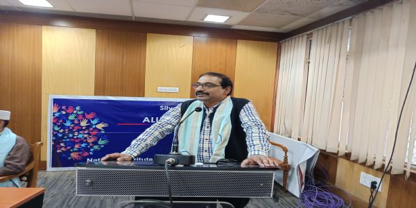 मीडिया की विश्वसनीयता बचाने के लिए तथ्यों के साथ संदर्भ देना जरूरी : केजी सुरेश