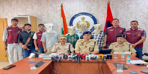 फरीदाबाद : बंधक बनाकर एक करोड़ की लूट मामले में चार आरोपित गिरफ्तार