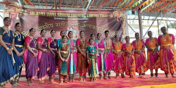 श्री राम जन्मभूमि मंदिर में नृत्य के माध्यम से प्रभु श्रीराम की आराधना