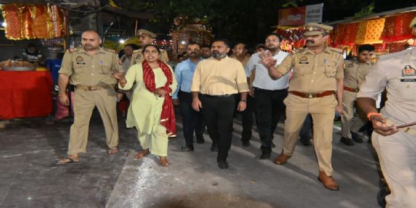 मंदिरों में श्रद्धालुओं काे न हाे किसी प्रकार की असुविधा : जिलाधिकारी