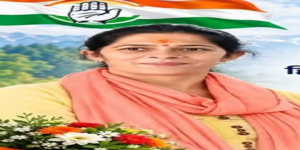 मुख्य चुनाव आयुक्त को बचाने के लिए भाजपा अपना रही हर हथकंडा : ऊषा तोमर