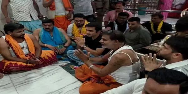 भारत-वेस्टइंडीज मुकाबले से पहले महाकाल के दरबार में पहुंचे कोच गौतम गंभीर