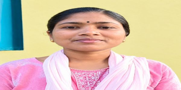 महतारी वंदन योजना से किरण चौहान के जीवन में बढ़ा आत्मविश्वास
