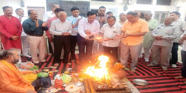 कनखल वैश्य कुमार सभा ने धूमधाम से मनाई महाराजा अग्रसेन जयंती