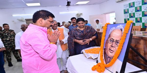 जेपी का नाम लेने वाले अनेक लेकिन उनके विचारों को नीति और व्यवहार में उतारने वाले सिर्फ नीतीश कुमार: उमेश सिंह कुशवाहा