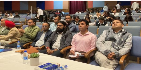 इंजीनियरिंग विद्यार्थियों को बताए करियर और रोजगार के अवसर