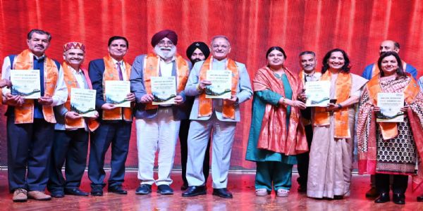 युवाओं के कौशल विकास और स्वरोजगार को बढ़ावा देगा सौ दिवसीय रोडमैप : राज्यपाल