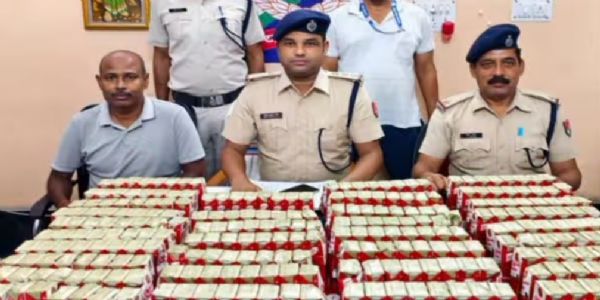 भागलपुर रेलवे स्टेशन पर आरपीएफ की बड़ी कार्रवाई, 50.4 लीटर अवैध अंग्रेजी शराब बरामद