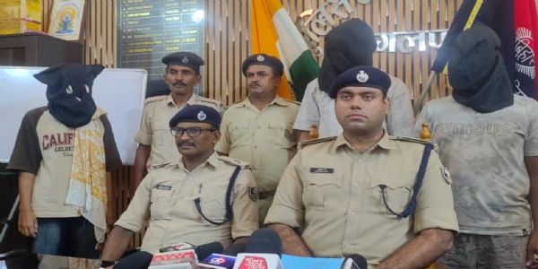 भागलपुर में पुलिस की बड़ी कार्रवाई: 403 ग्राम ब्राउन शुगर के साथ महिला समेत तीन तस्कर गिरफ्तार