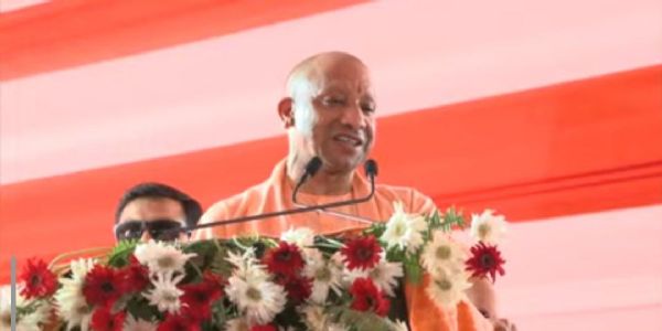 इंडिया गठबंधन न केवल आम जन को परेशान कर रहा, बल्कि अराजकता भी फैला रहा -योगी आदित्यनाथ