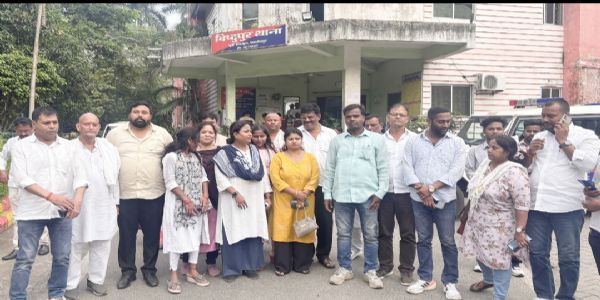 तिलक पुस्तकालय में हिंसक झड़प पर कांग्रेस ने की निष्पक्ष जांच की मांग