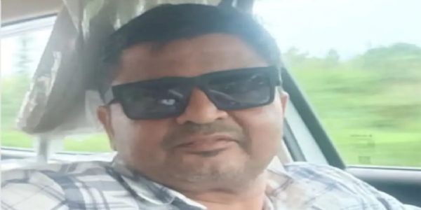 सरकारी आवास में मृत मिले डॉक्टर, सिर से बहता मिला खून