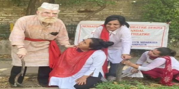 नशा नहीं, जीवन का विनाश है नशा: नुक्कड़ नाटक से दिया जागरूकता का संदेश