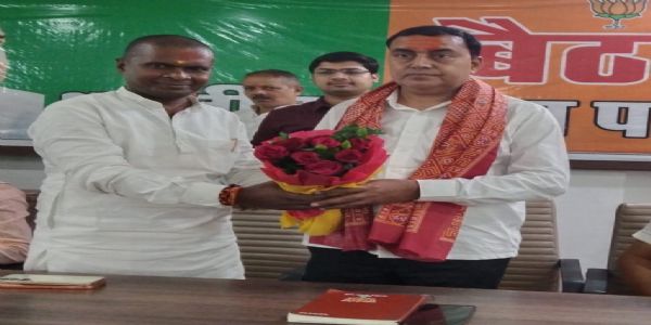 मीरजापुर : एमएलसी चुनाव की तैयारी में जुटें कार्यकर्ता, 15 अक्टूबर की जनसभा को सफल बनाने का आह्वान