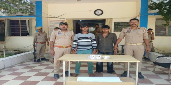 मकान से आभूषण चोरी का खुलासा, दो आरोपित गिरफ्तार