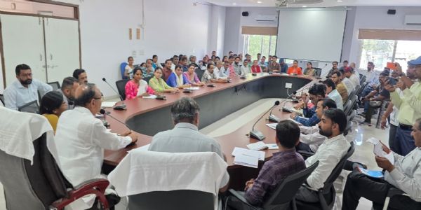 नगर परिषद में अब फाइलें नहीं अटकेंगी, सात दिन में निस्तारण के निर्देश, ड्रेस कोड लागू करने की तैयारी